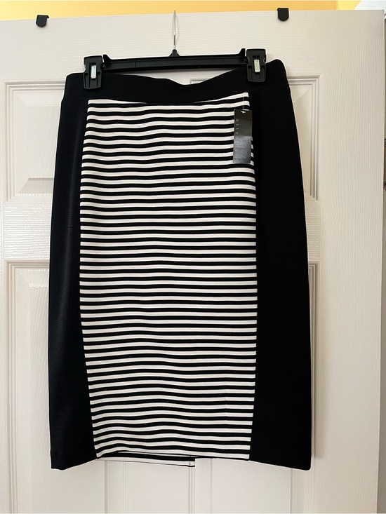 attention Dresses & Skirts - attention Black and White Striped Pencil Skirt